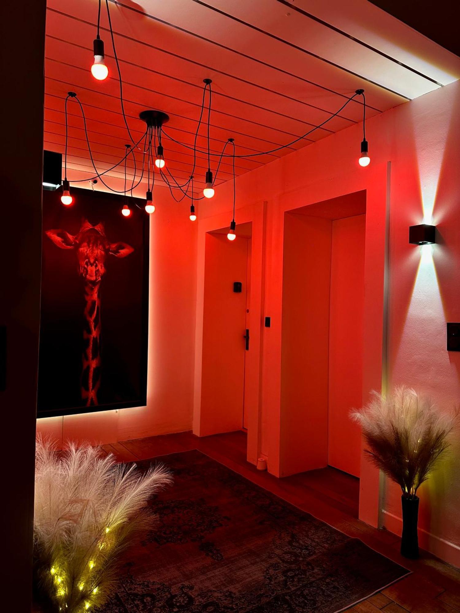 Loveroom En Bords De Meuse Floing Екстериор снимка